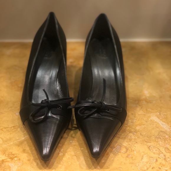 Gucci Shoes - Authentic Gucci Black Leather Pumps with Dust Bag